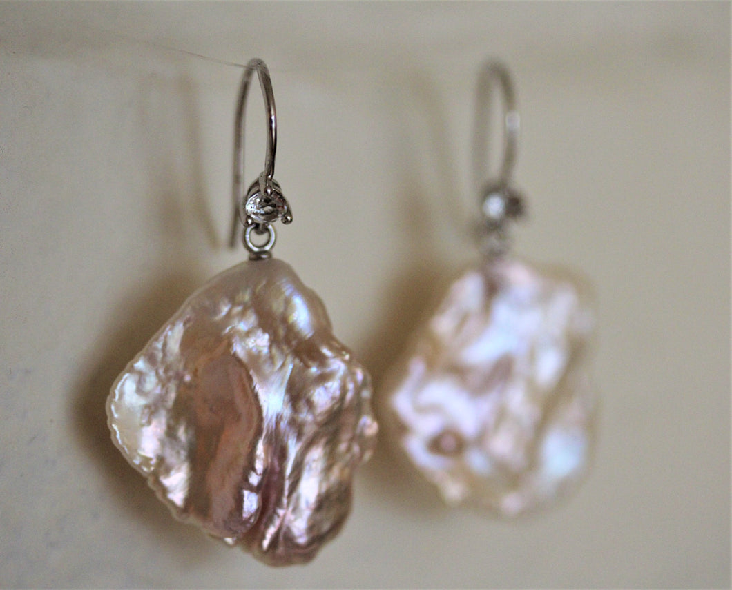Flutter Pearl Earrings