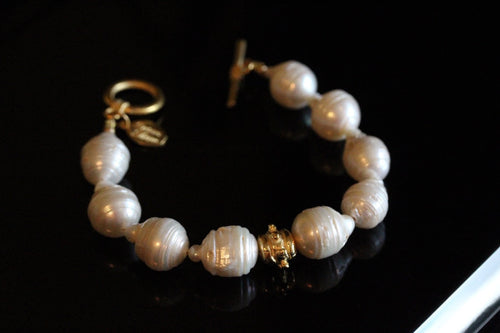 Baroque Pearl Toggle Bracelet